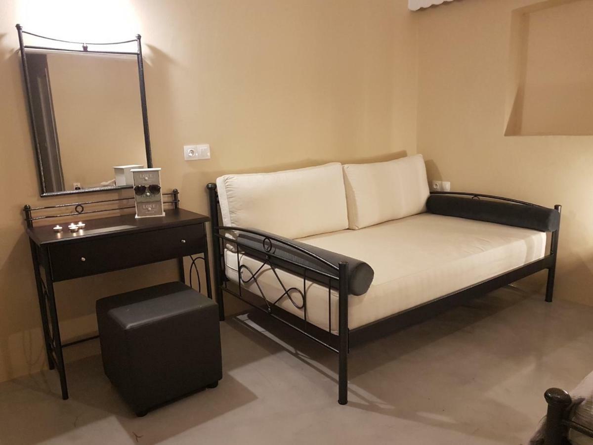 Kampanelia Village Suites Fira  Extérieur photo
