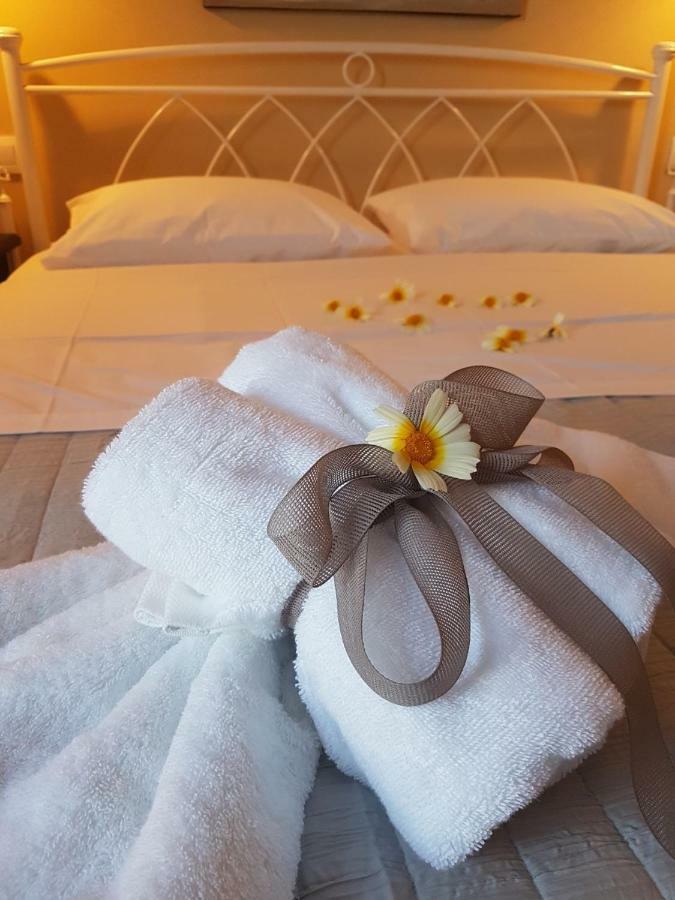 Kampanelia Village Suites Fira  Extérieur photo